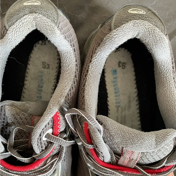 La Sportiva Trail Running Shoes - Picture 3 of 4